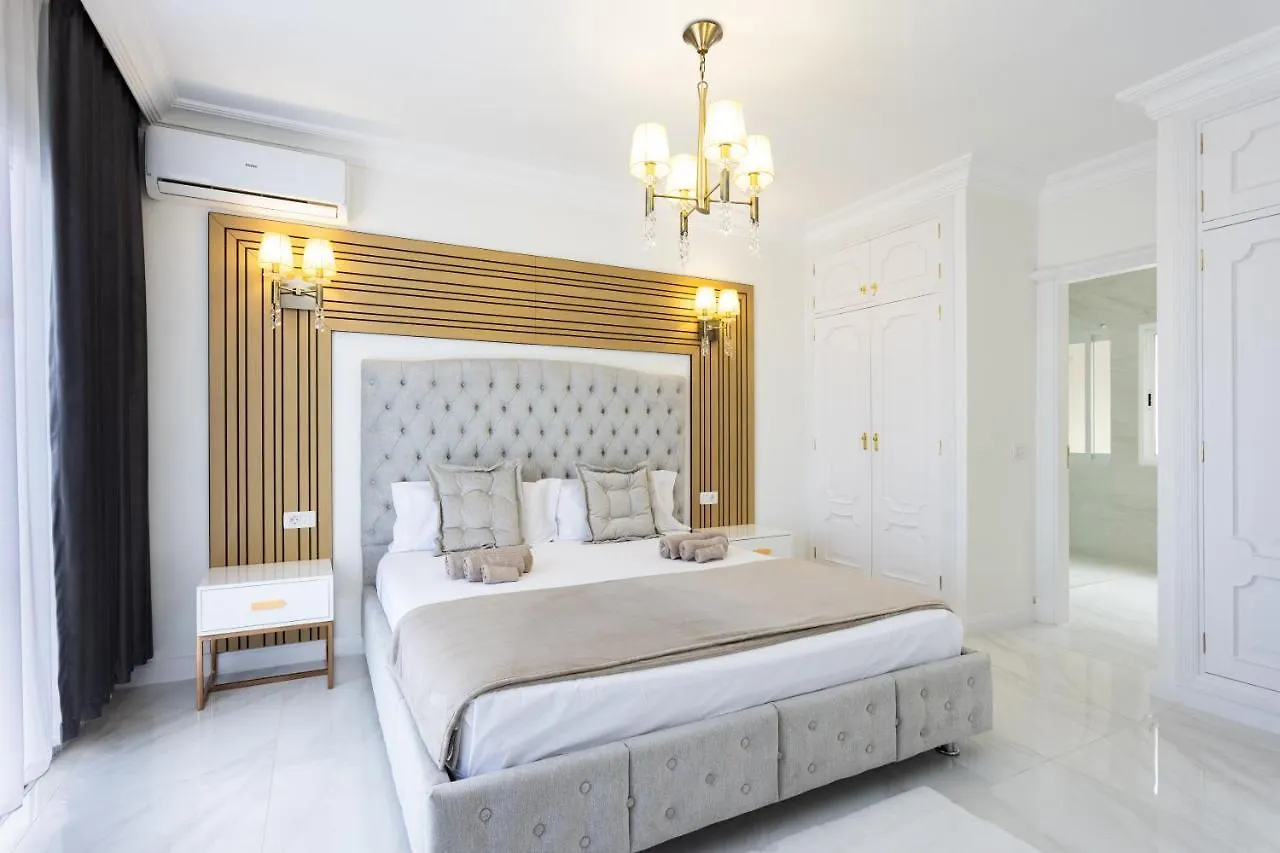Villa Exotica 아데제 스페인